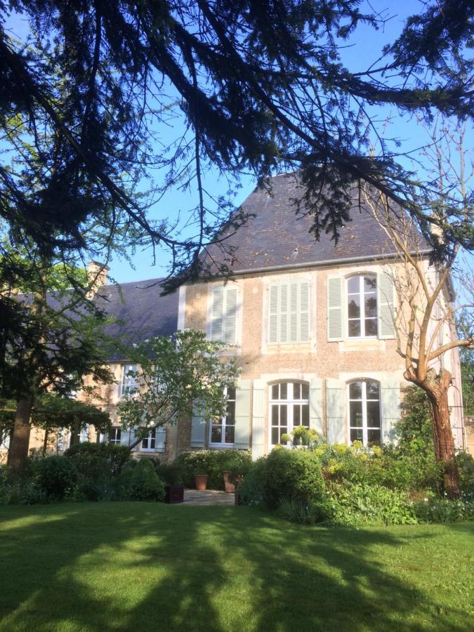De Ma Fenetre Bed and Breakfast Saint-Martin-des-Entrées Eksteriør billede