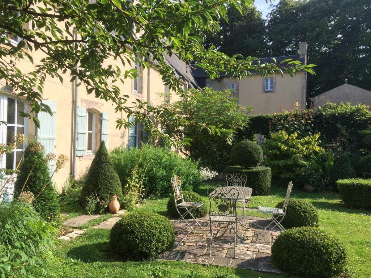 De Ma Fenetre Bed and Breakfast Saint-Martin-des-Entrées Eksteriør billede