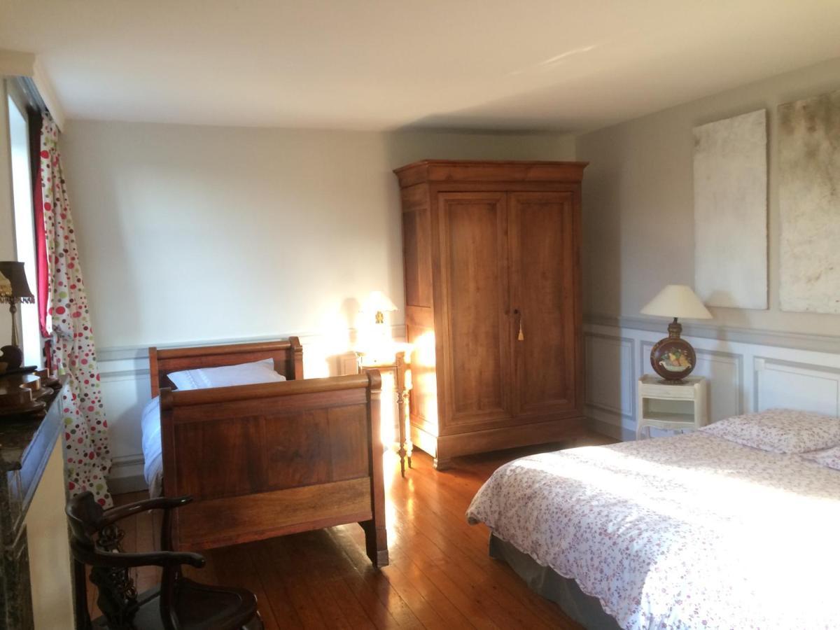 De Ma Fenetre Bed and Breakfast Saint-Martin-des-Entrées Eksteriør billede